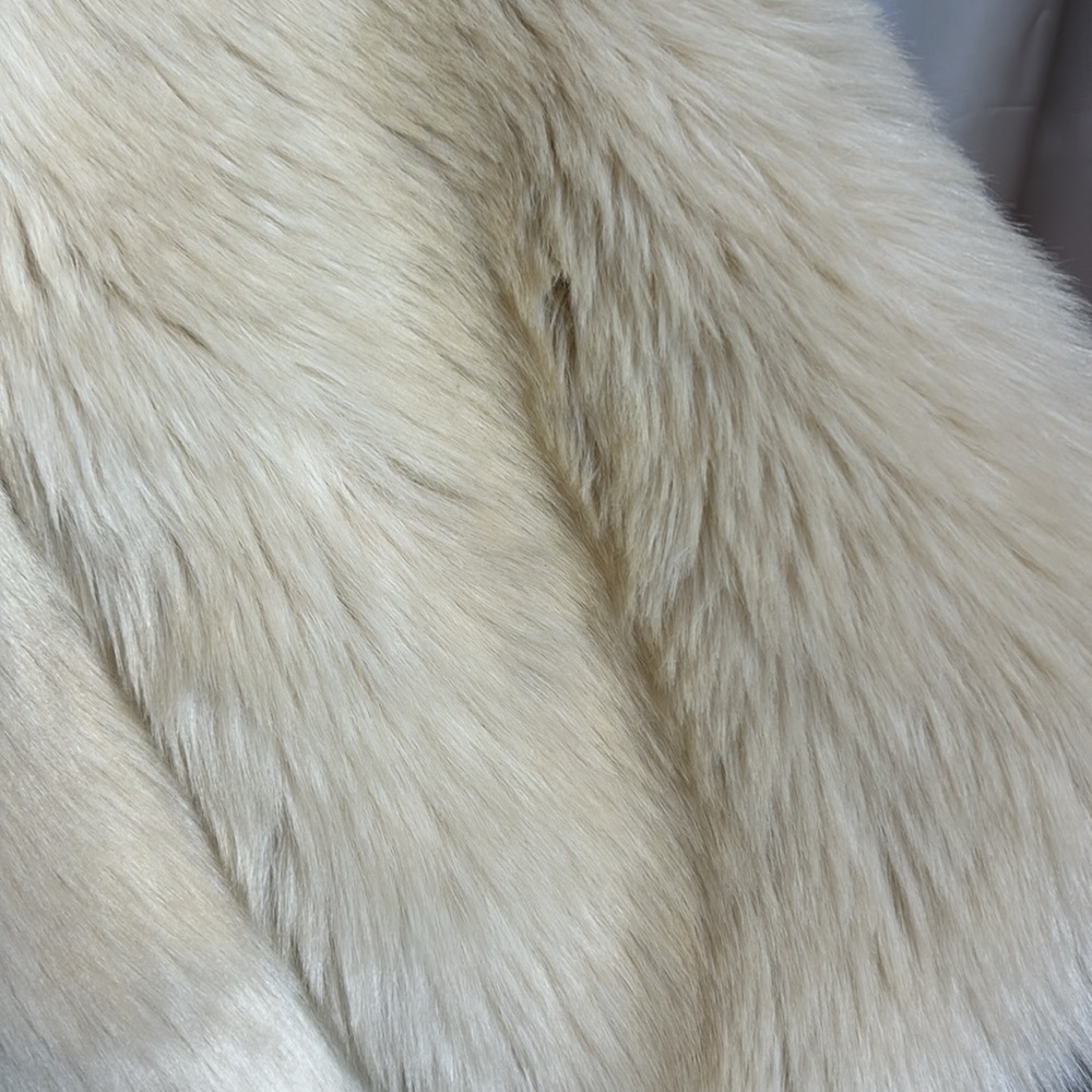 Gap White Ivory Cream Girls Faux Fur Jacket Coat size 14/16. XXL. NWT - Picture 5 of 9